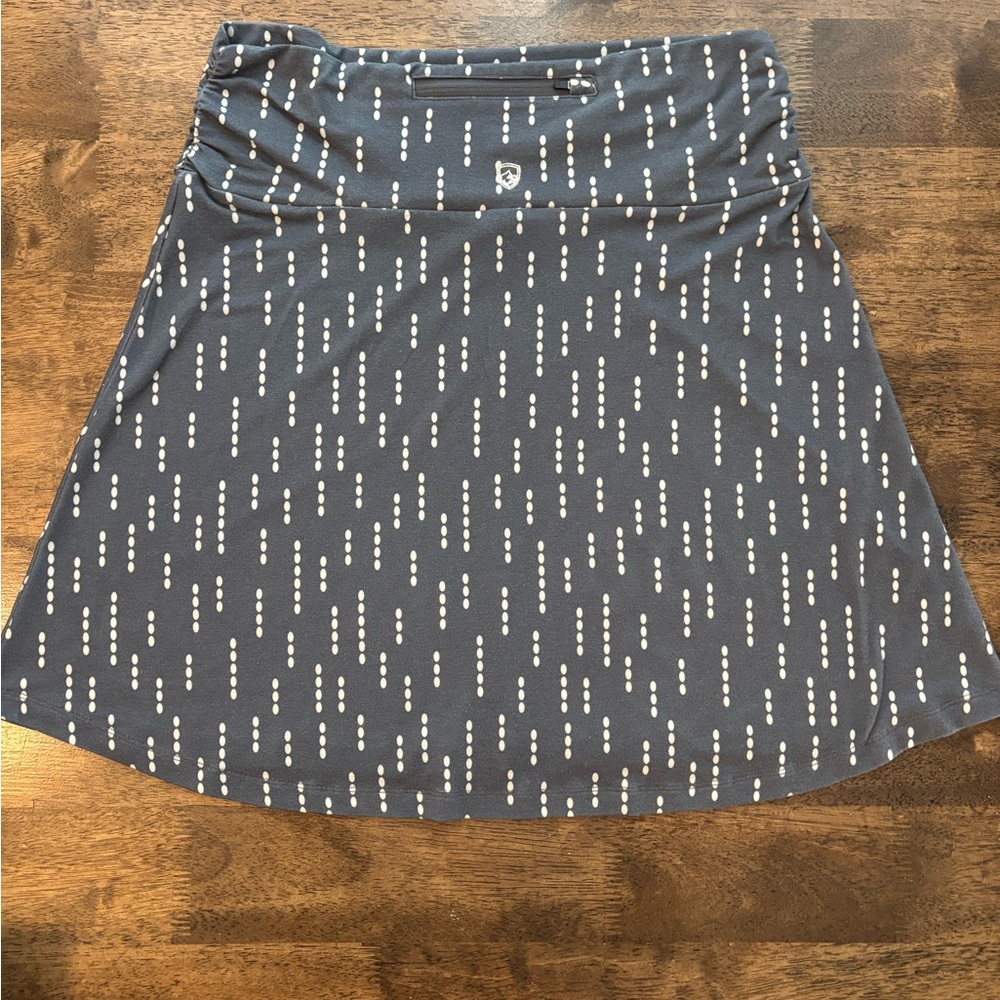 Kuhl Gray and White Knot Skirt size large